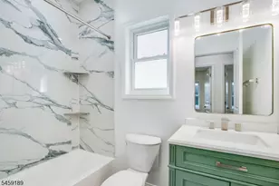 194 Amherst St, East Orange, NJ 07018 - Photo 15