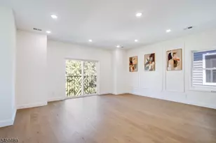 194 Amherst St, East Orange, NJ 07018 - Photo 17