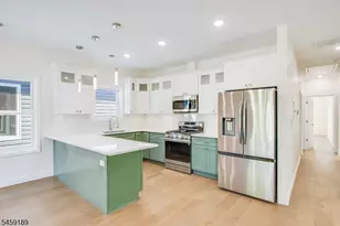 194 Amherst St, East Orange, NJ 07018 - Photo 21