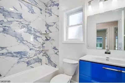 194 Amherst St, East Orange, NJ 07018 - Photo 23