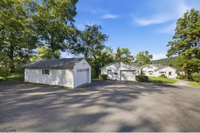 25 Cottage Ave, Frankford Township, NJ 07860 - Photo 37