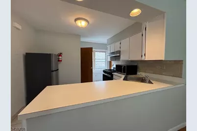 226 Gordon St #2, Roselle, NJ 07203 - Photo 5