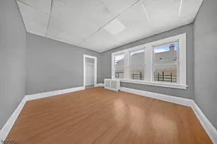 33 Van Houten Pl, Belleville, NJ 07109 - Photo 17