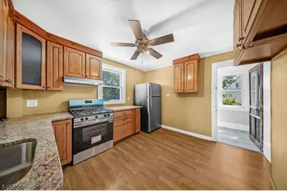 33 Van Houten Pl #3, Belleville, NJ 07109 - Photo 19