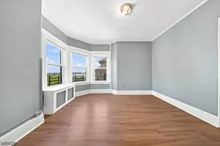 33 Van Houten Pl, Belleville, NJ 07109 - Photo 7