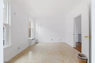 136 W 56th St, Bayonne, NJ 07002 - Photo 21