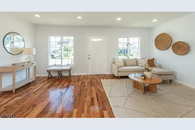 46 Birch St, Bloomfield, NJ 07003 - Photo 3