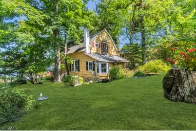 439 Lakeside Blvd, Hopatcong, NJ 07843 - Photo 5