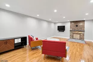 27 Sidney School Rd, Franklin Township, NJ 08801 - Photo 23