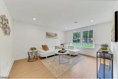 1466 Lamberts Mill Rd, Scotch Plains Township, NJ 07076 - Photo 7