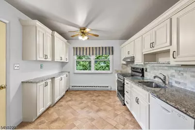 12B California Dr, Manchester Township, NJ 08759 - Photo 3
