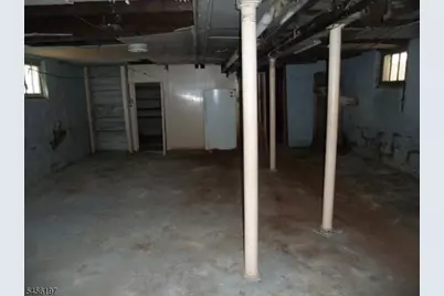 390 North 7th Street, Newark, NJ 07107 - Photo 29