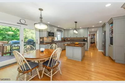 10 Weiss Dr, Montville Township, NJ 07082 - Photo 9