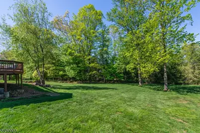 10 Weiss Dr, Montville Township, NJ 07082 - Photo 35