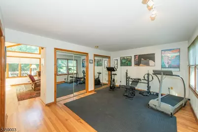 10 Weiss Dr, Montville Township, NJ 07082 - Photo 15