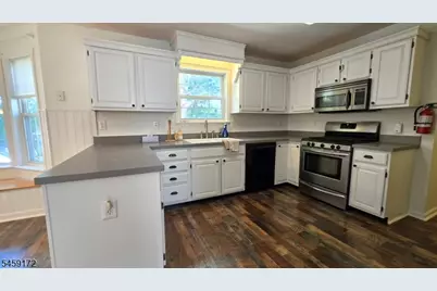 31 Summit Rd, Green Township, NJ 07821 - Photo 19