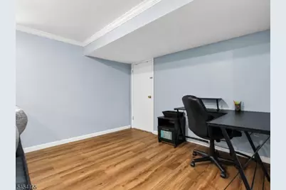 512 Laurel Ave, Roselle Park, NJ 07204 - Photo 15