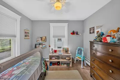 26 3rd Ave, Hawthorne, NJ 07506 - Photo 15