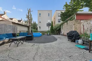 126 Verona Ave, Newark, NJ 07104 - Photo 11