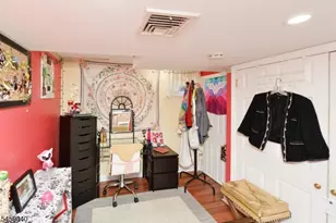 61 Bergen Ave, Clifton, NJ 07011 - Photo 19