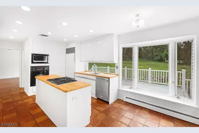 10 Cedar Ln, Roseland, NJ 07068 - Photo 9
