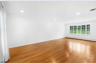 10 Cedar Ln, Roseland, NJ 07068 - Photo 3