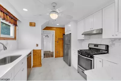 404 Elm St, Cranford Township, NJ 07016 - Photo 7