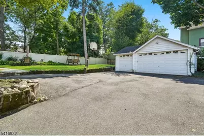 621 Springdale Ave, East Orange, NJ 07017 - Photo 17