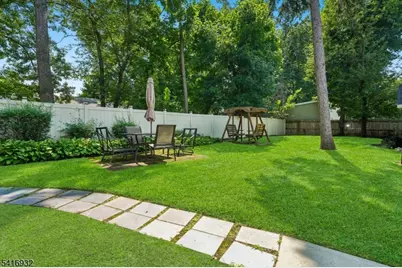 621 Springdale Ave, East Orange, NJ 07017 - Photo 15