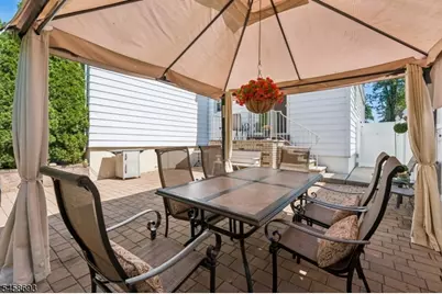 25 Swan Rd, Livingston, NJ 07039 - Photo 25