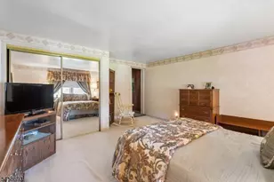 25 Swan Rd, Livingston, NJ 07039 - Photo 13