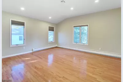 16 Amelia St, North Caldwell, NJ 07006 - Photo 11