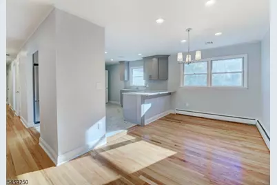 16 Amelia St, North Caldwell, NJ 07006 - Photo 9