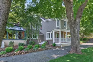 35 Woodledge Rd, Watchung, NJ 07069 - Photo 5