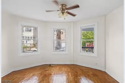 27 Triton Ter, Newark, NJ 07104 - Photo 7