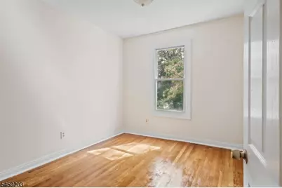 27 Triton Ter, Newark, NJ 07104 - Photo 19