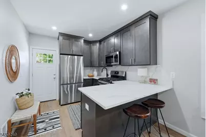 289 Glenwood Ave, East Orange, NJ 07017 - Photo 11