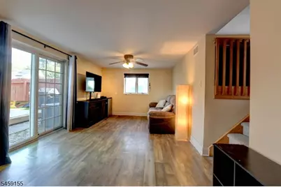 37 Bound Brook Rd, Parsippany, NJ 07054 - Photo 13