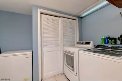 37 Bound Brook Rd, Parsippany, NJ 07054 - Photo 17