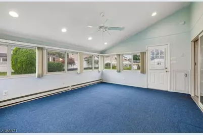 11 Suburban Rd, Clark Township, NJ 07066 - Photo 15