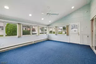 11 Suburban Rd, Clark Township, NJ 07066 - Photo 15