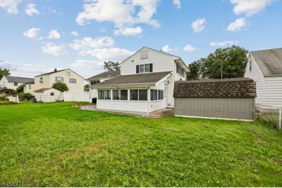 11 Suburban Rd, Clark Township, NJ 07066 - Photo 23
