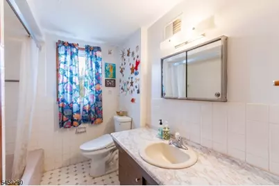 1356 Lambert St, Rahway, NJ 07065 - Photo 21