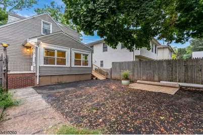 1356 Lambert St, Rahway, NJ 07065 - Photo 29