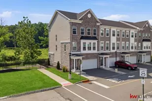 2 Coogan Ct, Morris Plains, NJ 07950 - Photo 1