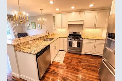 271 W High St, Bound Brook, NJ 08805 - Photo 9