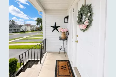 271 W High St, Bound Brook, NJ 08805 - Photo 3