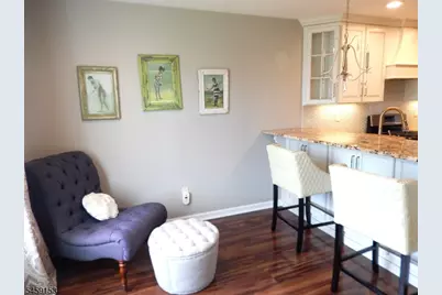 271 W High St, Bound Brook, NJ 08805 - Photo 13