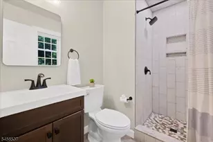 1087 Buxton Rd, Bridgewater, NJ 08807 - Photo 17