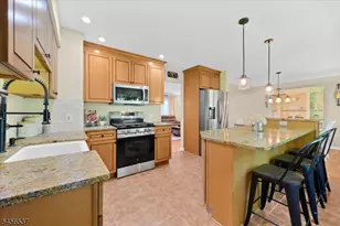 1087 Buxton Rd, Bridgewater, NJ 08807 - Photo 13